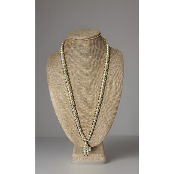 Lovely Faux Pearl Over The Head Necklace 16” - Picture 1 of 2
